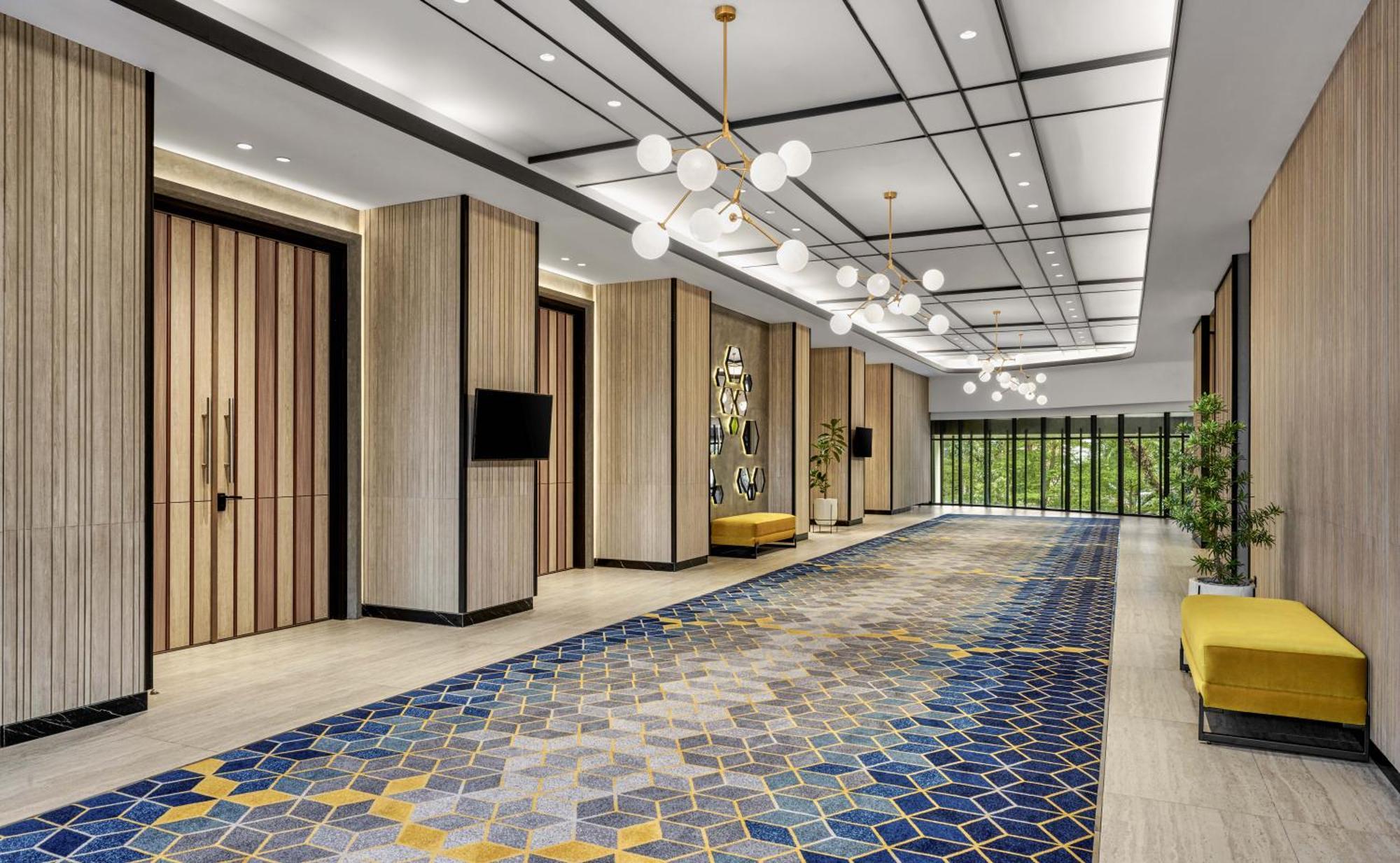 Hyatt Place Makassar Luaran gambar