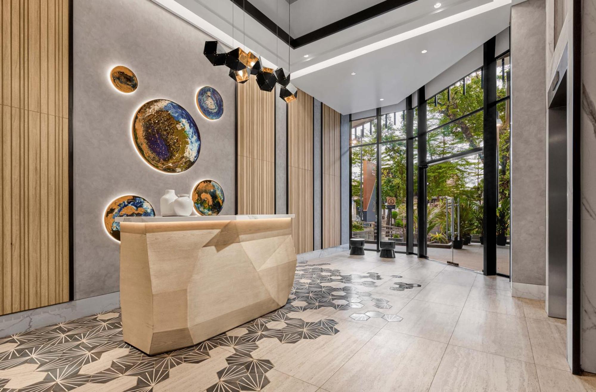 Hyatt Place Makassar Luaran gambar
