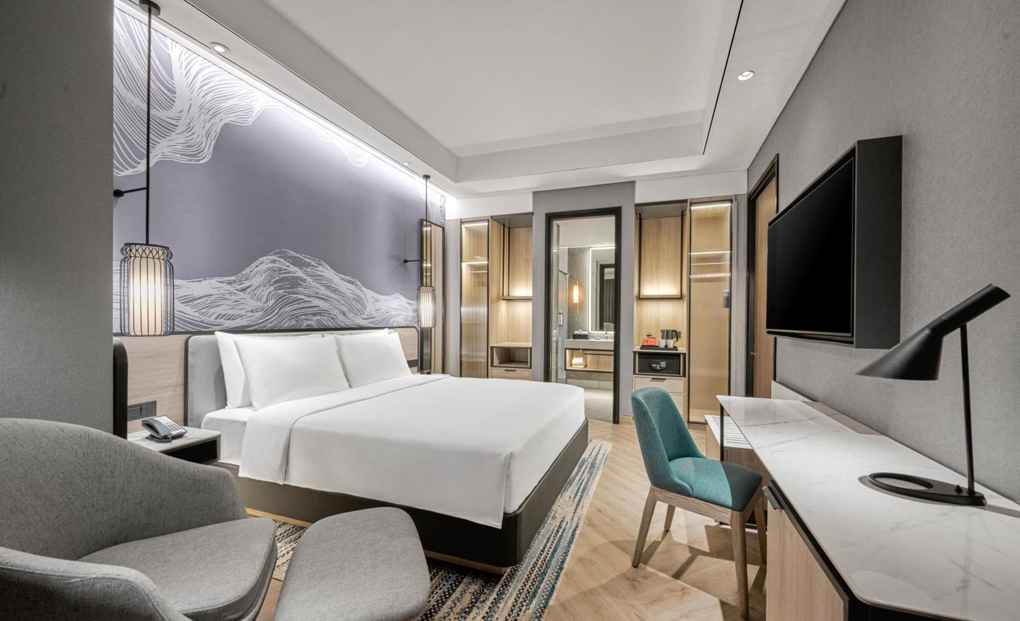 Hyatt Place Makassar Luaran gambar